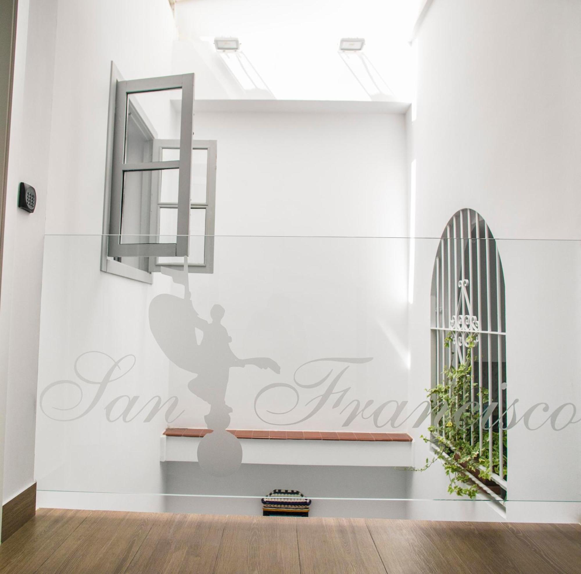 Hostal San Francisco Seville Luaran gambar
