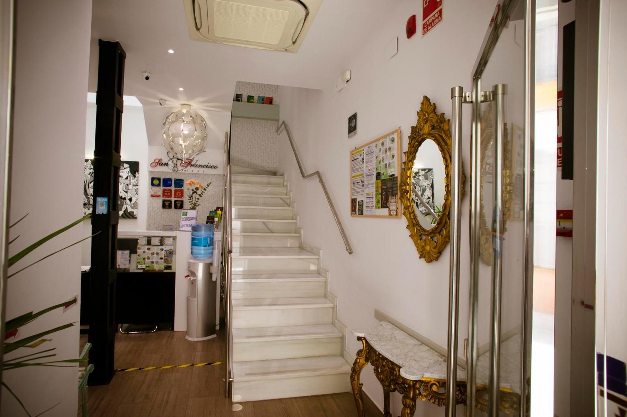 Hostal San Francisco Seville Luaran gambar